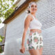 Sportliche Unisex Shorts mit Allover-Druck – Bild 5